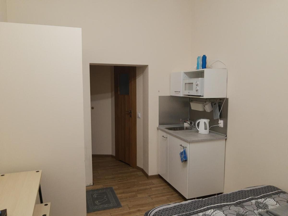 Noclegi Przy Dworcu Pkp ヴロツワフ エクステリア 写真